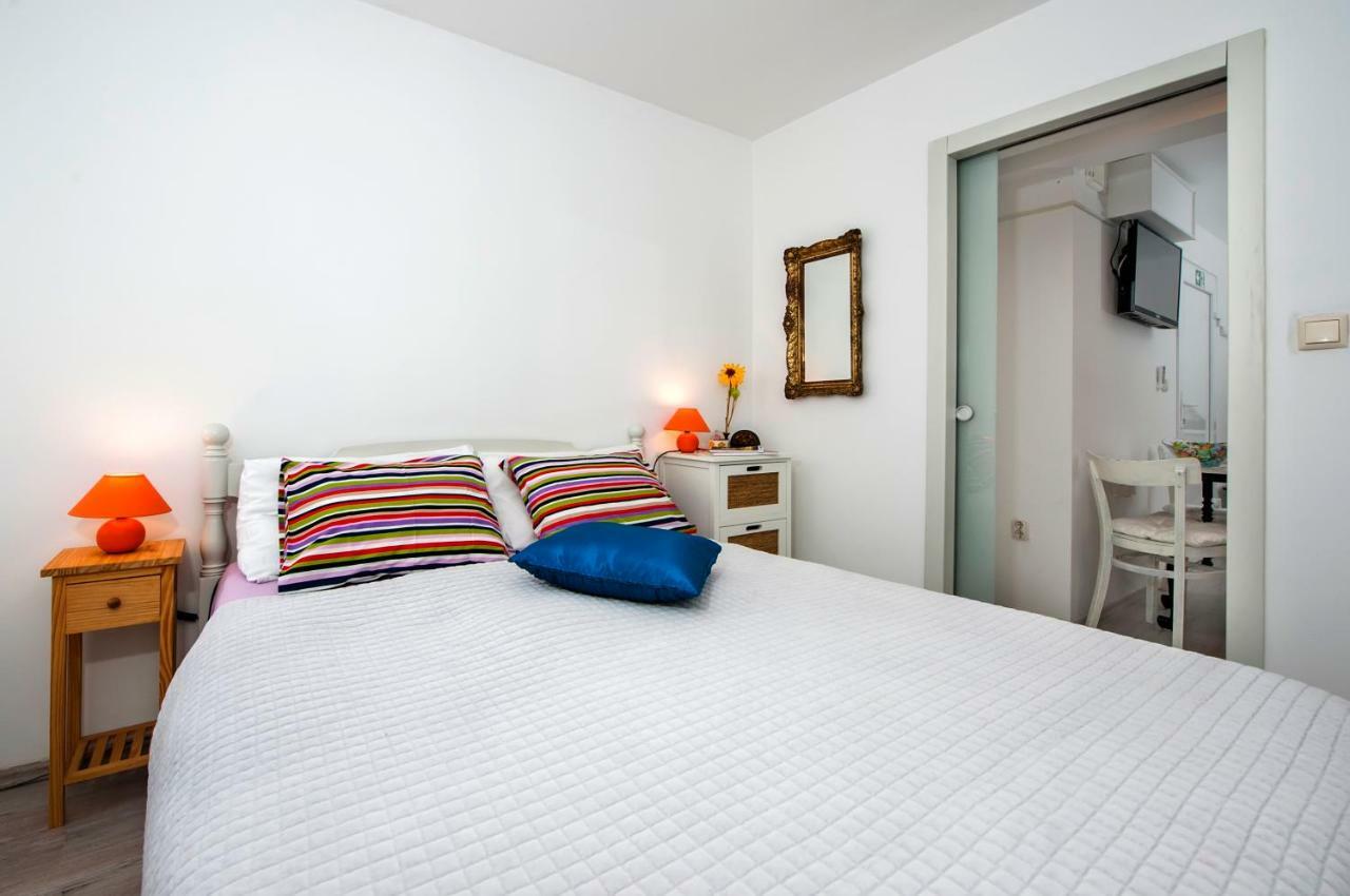 Apartman Delfin Rovinj Exterior foto