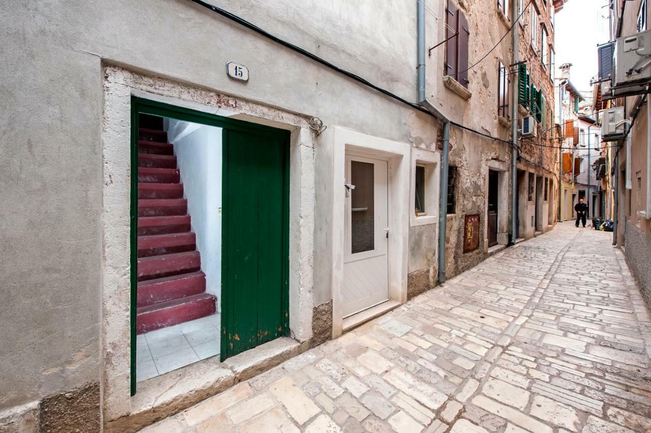Apartman Delfin Rovinj Exterior foto
